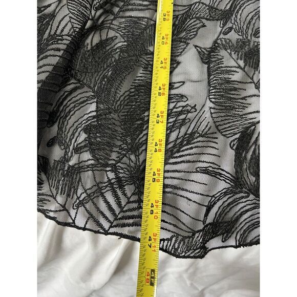 One 33 Social Women Black Colorblock‎ Embroidered Bra Top & Lace Dress Size 0 - Picture 12 of 16